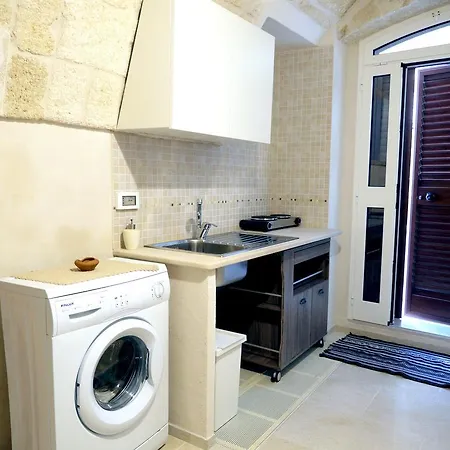 Le Arcate פולינאנו א מארה